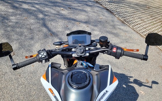 Gebrauchtmotorrad KTM 890 Duke R - Bild 5
