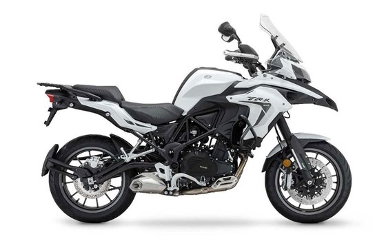 Gebrauchtmotorrad Benelli TRK 502 - Bild 11