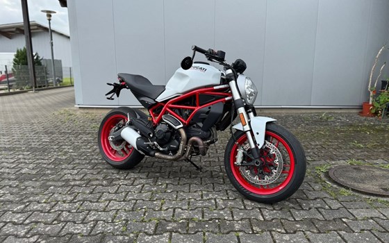Gebrauchtmotorrad Ducati Monster 797 - Bild 1