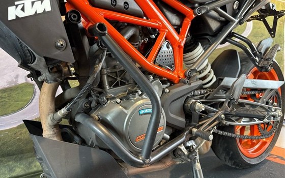 Gebrauchtmotorrad KTM 125 Duke - Bild 1