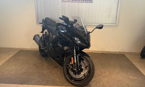 Kawasaki Ninja 1100SX
