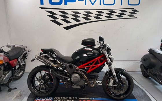 Gebrauchtmotorrad Ducati Monster 796 - Bild 1