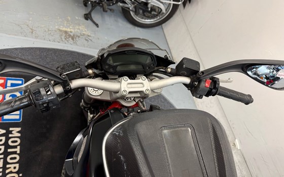 Gebrauchtmotorrad Ducati Monster 796 - Bild 6