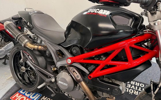 Gebrauchtmotorrad Ducati Monster 796 - Bild 8