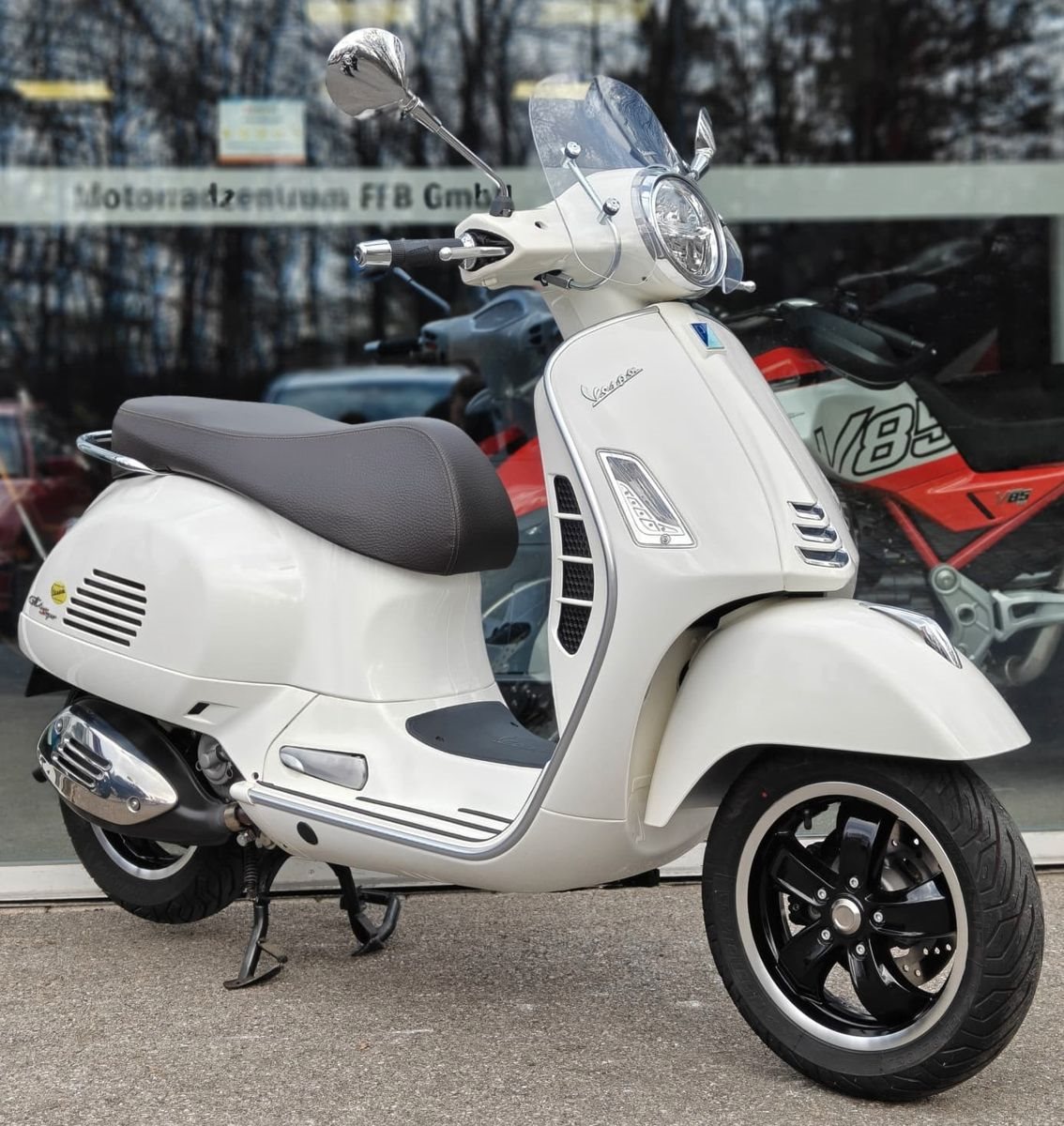 Vespa GTS 300 Super