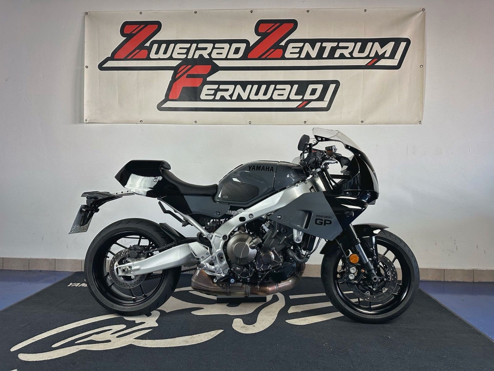 Yamaha XSR900 GP 