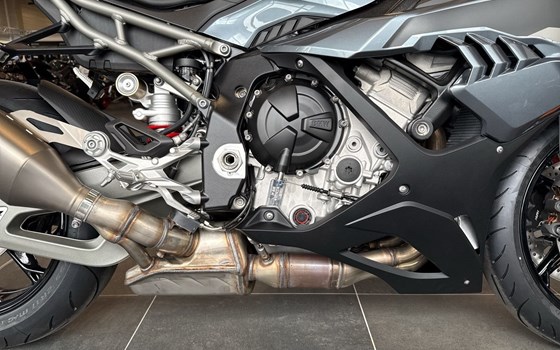 Neufahrzeug BMW S 1000 RR - Bild 8