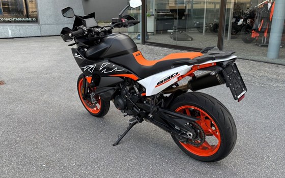 Gebrauchtmotorrad KTM 890 SMT - Bild 10