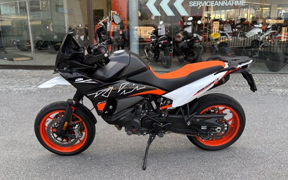 Gebrauchtmotorrad KTM 890 SMT - Bild 12
