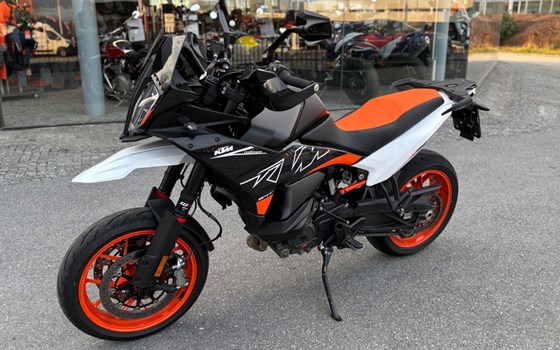 Gebrauchtmotorrad KTM 890 SMT - Bild 13