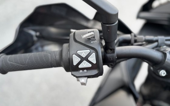 Gebrauchtmotorrad KTM 890 SMT - Bild 16