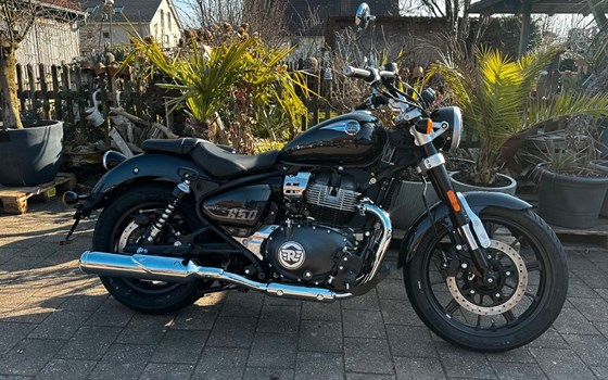 Neufahrzeug Royal Enfield Super Meteor 650 - Bild 1
