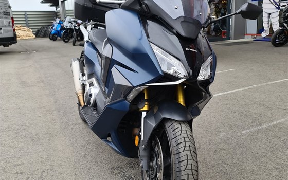 Gebrauchtmotorrad Honda Forza 750 - Bild 3