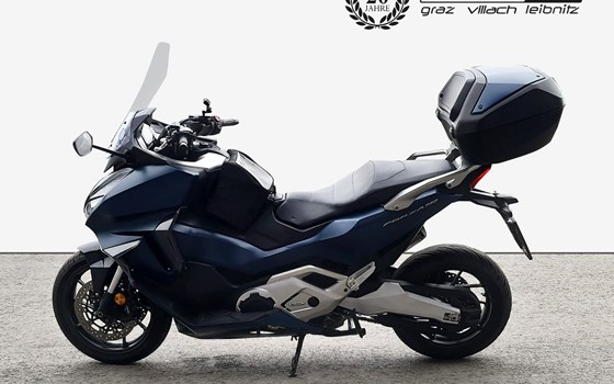 Gebrauchtmotorrad Honda Forza 750 - Bild 2