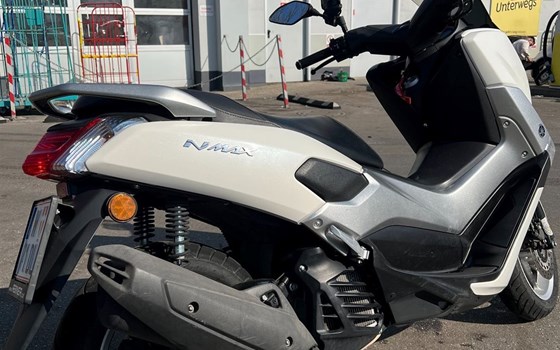 Gebrauchtmotorrad Yamaha NMAX 125 - Bild 5