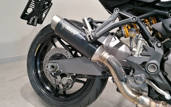 Gebrauchtmotorrad Ducati Monster 821 Stealth - Bild 3