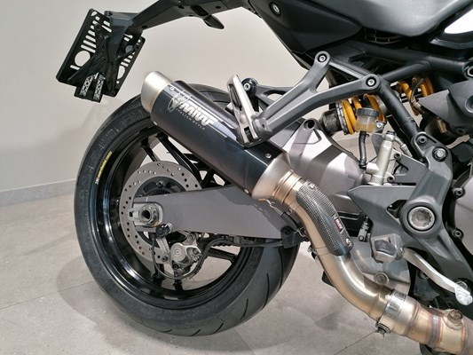 Ducati Monster 821 Stealth (schwarz) - Bild 3