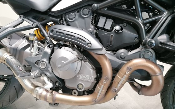 Gebrauchtmotorrad Ducati Monster 821 Stealth - Bild 4