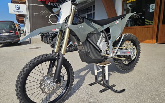 Neufahrzeug Stark Future Varg EX - Bild 1