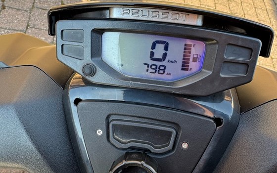 Gebrauchtmotorrad Peugeot Speedfight 4 50 4T - Bild 4