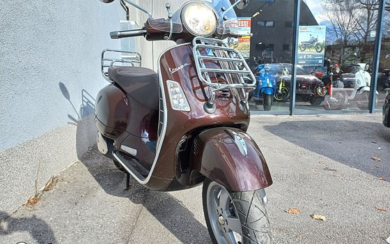 Gebrauchtmotorrad Vespa GTS 300 i.e. Touring - Bild 3