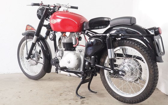 Gebrauchtmotorrad Gilera Saturno - Bild 3