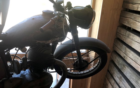 Gebrauchtmotorrad Triumph BDG 250 - Bild 6