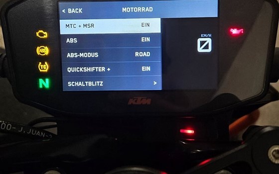 Gebrauchtmotorrad KTM 790 Duke - Bild 9