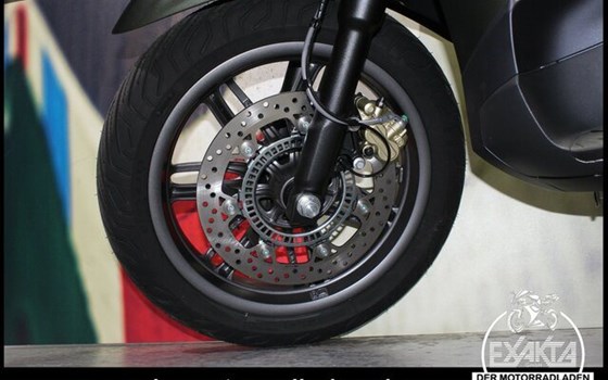 Neufahrzeug Piaggio Beverly 400 S - Bild 22