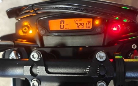 Gebrauchtmotorrad KTM 690 SMC R - Bild 5