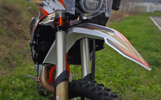 Gebrauchtmotorrad KTM 500 EXC-F SIX DAYS - Bild 5