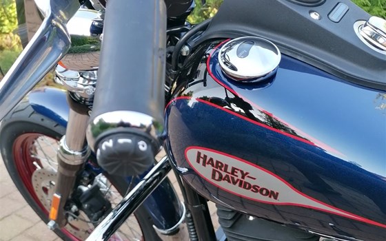 Gebrauchtmotorrad Harley-Davidson Dyna Street Bob FXDB - Bild 7