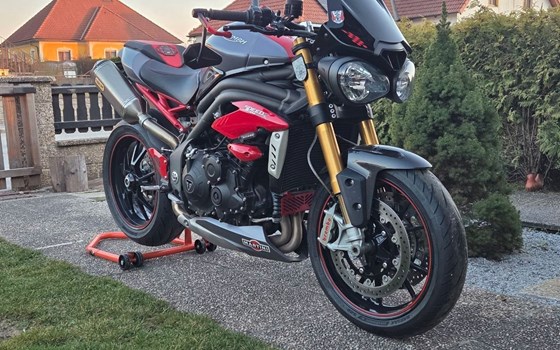 Gebrauchtmotorrad Triumph Speed Triple 1050 - Bild 6