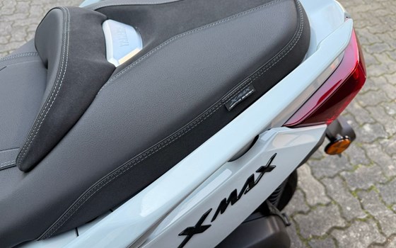 Gebrauchtmotorrad Yamaha XMAX 300 Tech MAX+ - Bild 10