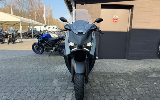 Gebrauchtmotorrad Yamaha XMAX 300 Tech MAX+ - Bild 15