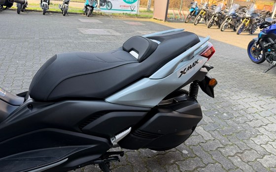 Gebrauchtmotorrad Yamaha XMAX 300 Tech MAX+ - Bild 8