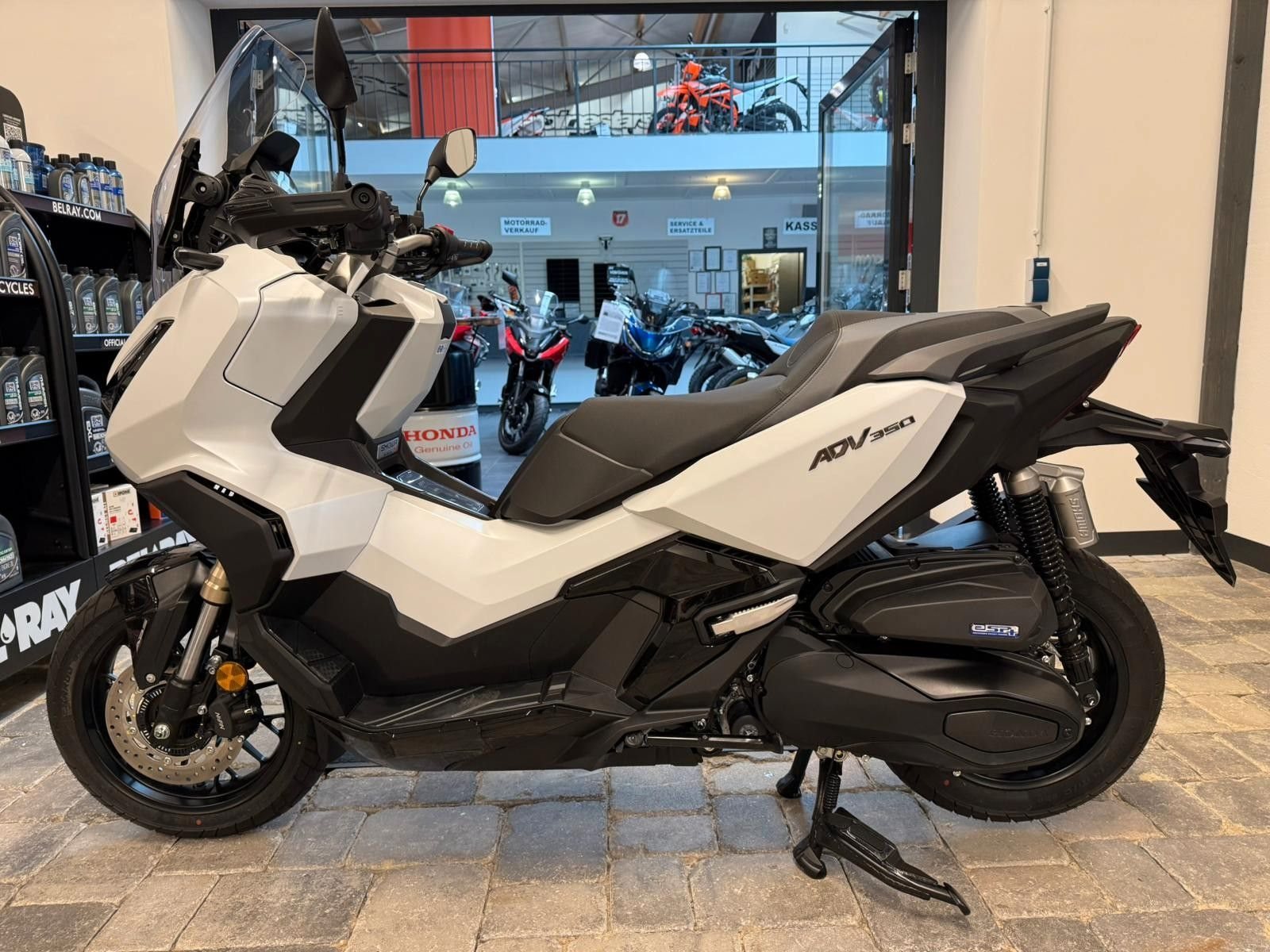 Honda ADV350