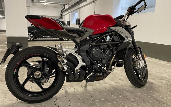 Gebrauchtmotorrad MV Agusta Brutale 800 - Bild 3
