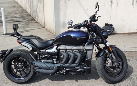 Gebrauchtmotorrad Triumph Rocket 3 Storm R - Bild 2