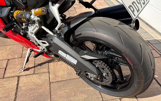 Gebrauchtmotorrad Ducati 959 Panigale - Bild 10