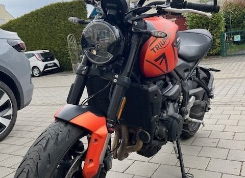 Gebrauchtmotorrad Triumph Trident 660 - Bild 1