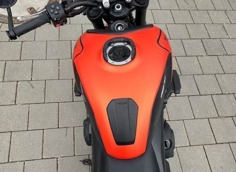 Gebrauchtmotorrad Triumph Trident 660 - Bild 5