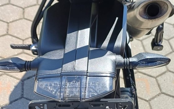 Gebrauchtmotorrad KTM 890 Duke - Bild 20