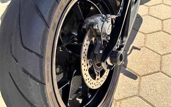 Gebrauchtmotorrad KTM 890 Duke - Bild 3