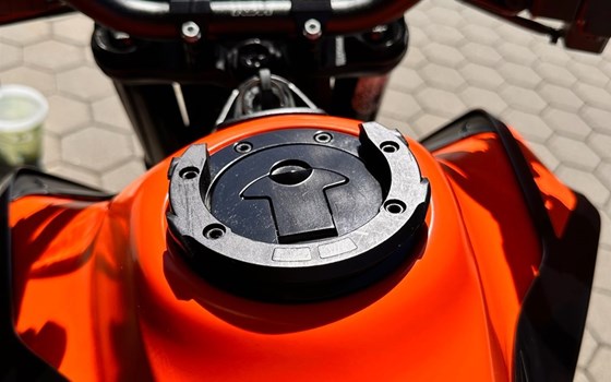 Gebrauchtmotorrad KTM 890 Duke - Bild 6