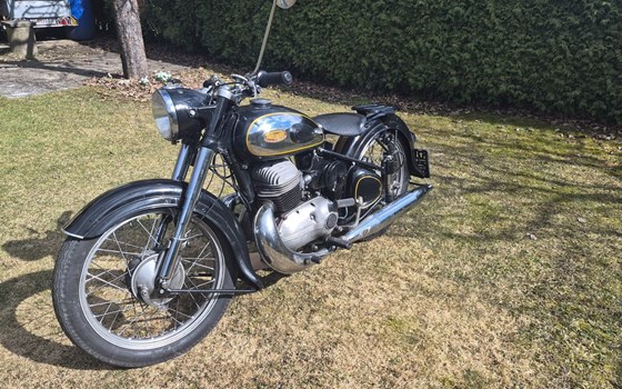 Gebrauchtmotorrad Triumph Boss - Bild 1