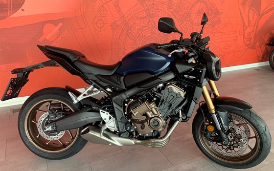 Neufahrzeug Honda CB650R E-Clutch - Bild 4