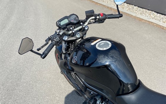 Gebrauchtmotorrad Yamaha XJ6 - Bild 2