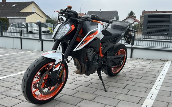 Gebrauchtmotorrad KTM 890 Duke R - Bild 1