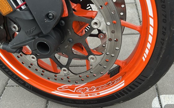 Gebrauchtmotorrad KTM 890 Duke R - Bild 6